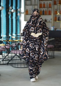 Alternative view of Khimar & Plazu - 596