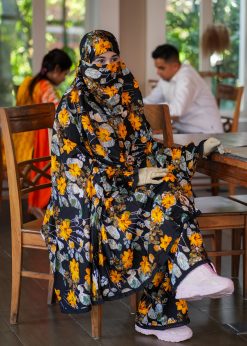 Alternative view of Khimar & Plazu - 533