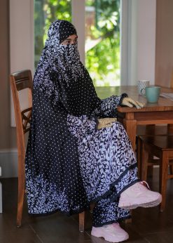 Alternative view of Khimar & Plazu - 537